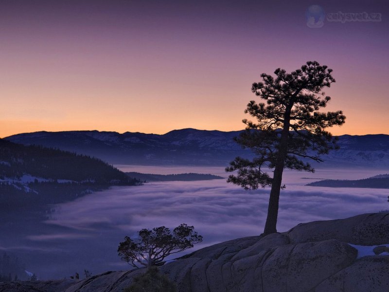 Foto: Donner Lake At Sunset, California