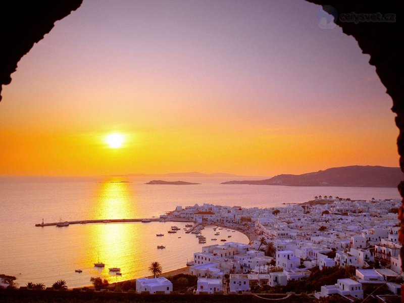 Foto: The Cyclades Islands At Sundown, Greece